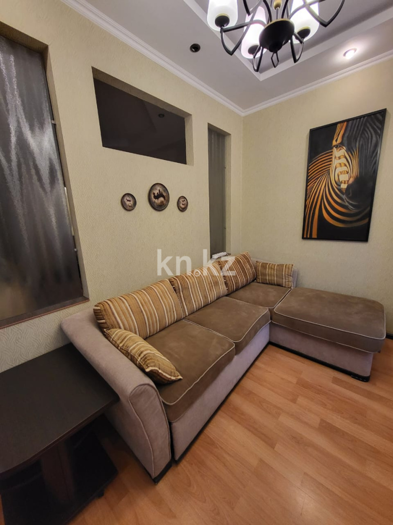 Аренда 1-комнатной квартиры, 50 м², ул. Ходжанова, дом  76 - пр. Аль-Фараби в Алматы - фото 5