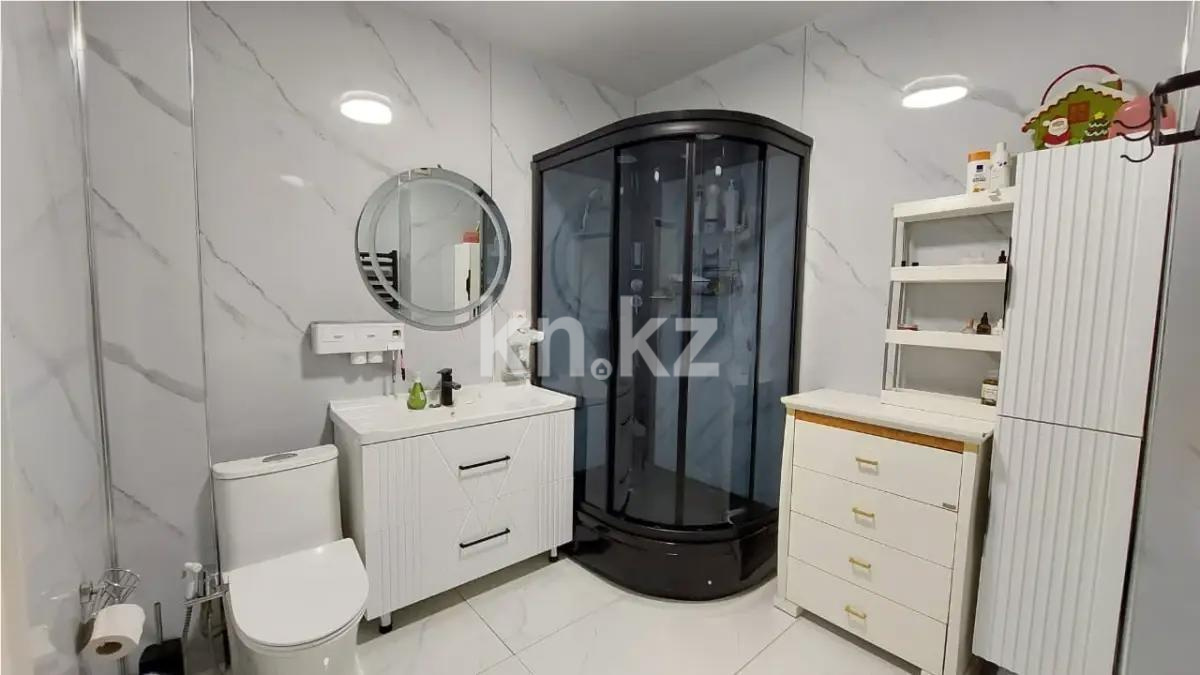 Продажа 4-комнатной квартиры, 145 м², ул. Жуалы, дом  1 в Алматы - фото 6