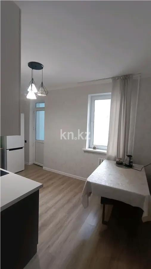 Продажа 3-комнатной квартиры, 93.5 м² в Астане - фото 2