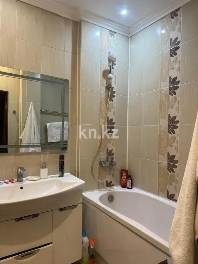 Продажа 4-комнатной квартиры, 98 м², ул. Аносова, дом  133 в Алматы - фото 5