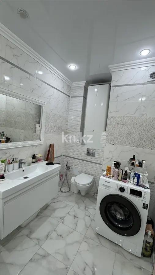 Продажа 3-комнатной квартиры, 62 м², ул. Момышулы, дом  24 в Караганде - фото 5