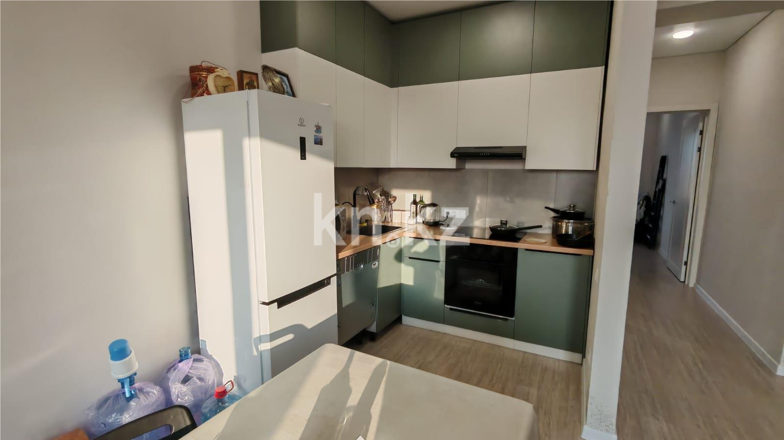 Продажа 3-комнатной квартиры, 63 м², ул. Университетская, дом  28/19 в Караганде - фото 7