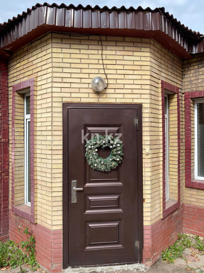 Аренда 5-комнатного дома, 240 м², пр. Кабанбай батыра в Астане - фото 15