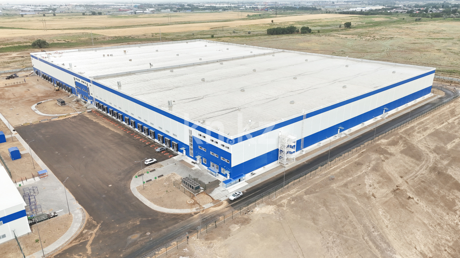 Аренда , 5000 м², АКХ Жетысу, дом  1095 в Алматы - фото 4