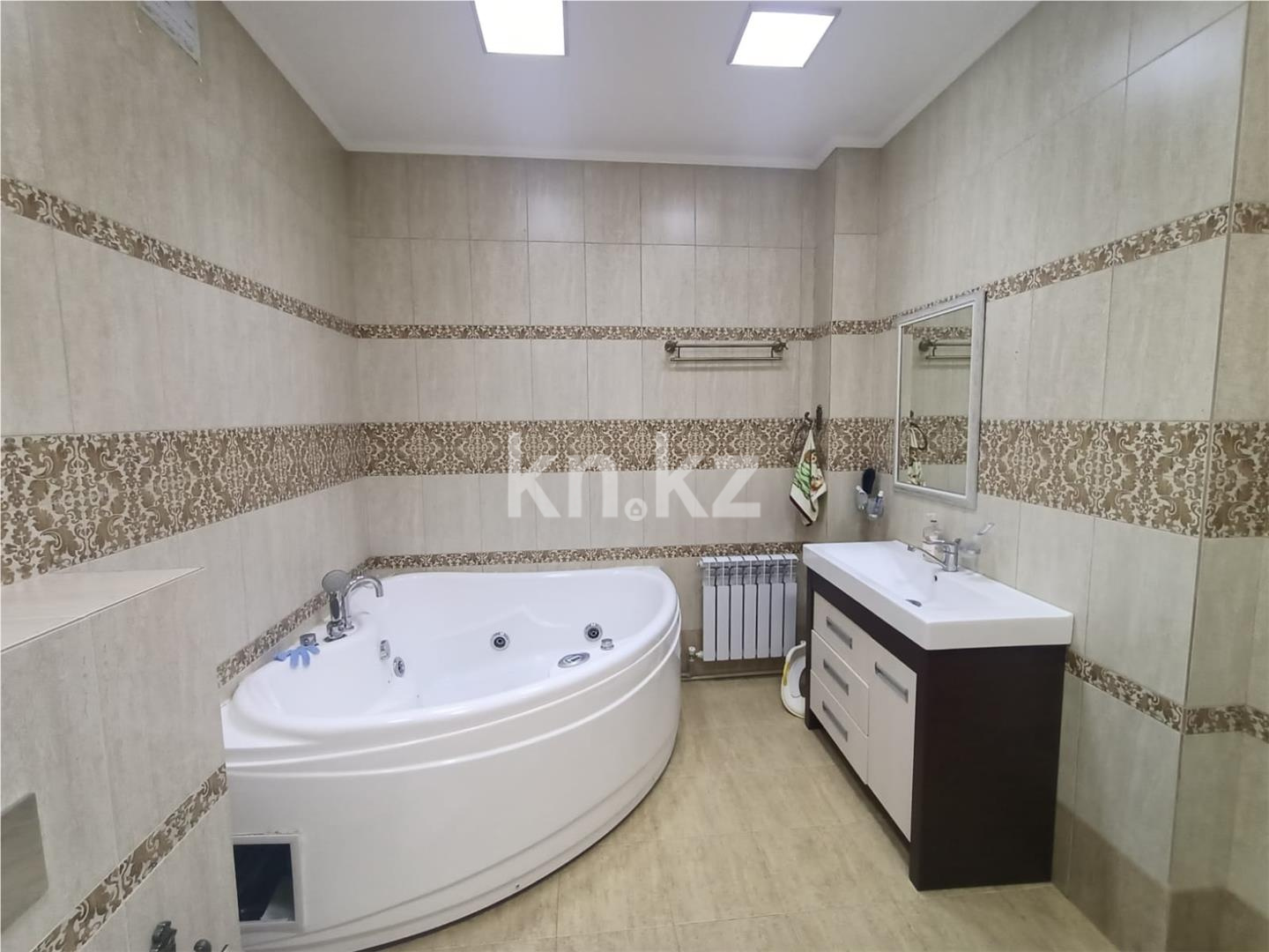 Продажа 5-комнатной квартиры, 200 м² в Астане - фото 23