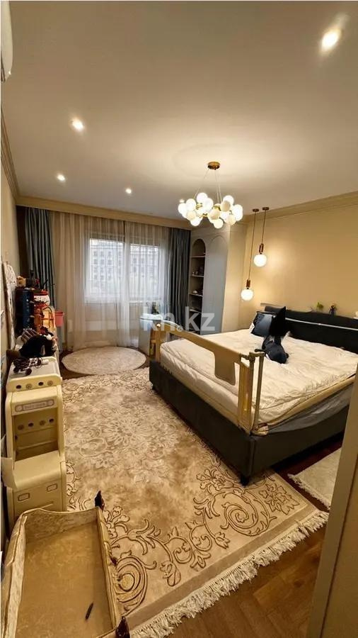 Продажа 5-комнатной квартиры, 202 м² в Алматы - фото 2