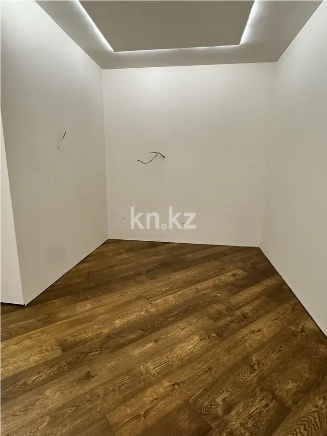 Продажа 3-комнатной квартиры, 129.1 м², пр. Серкебаева, дом  146/1 в Алматы - фото 2