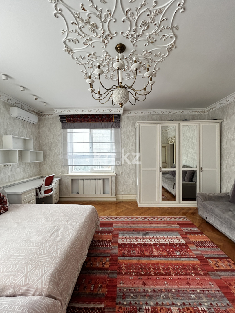 Продажа 5-комнатной квартиры, 280 м² в Алматы - фото 32