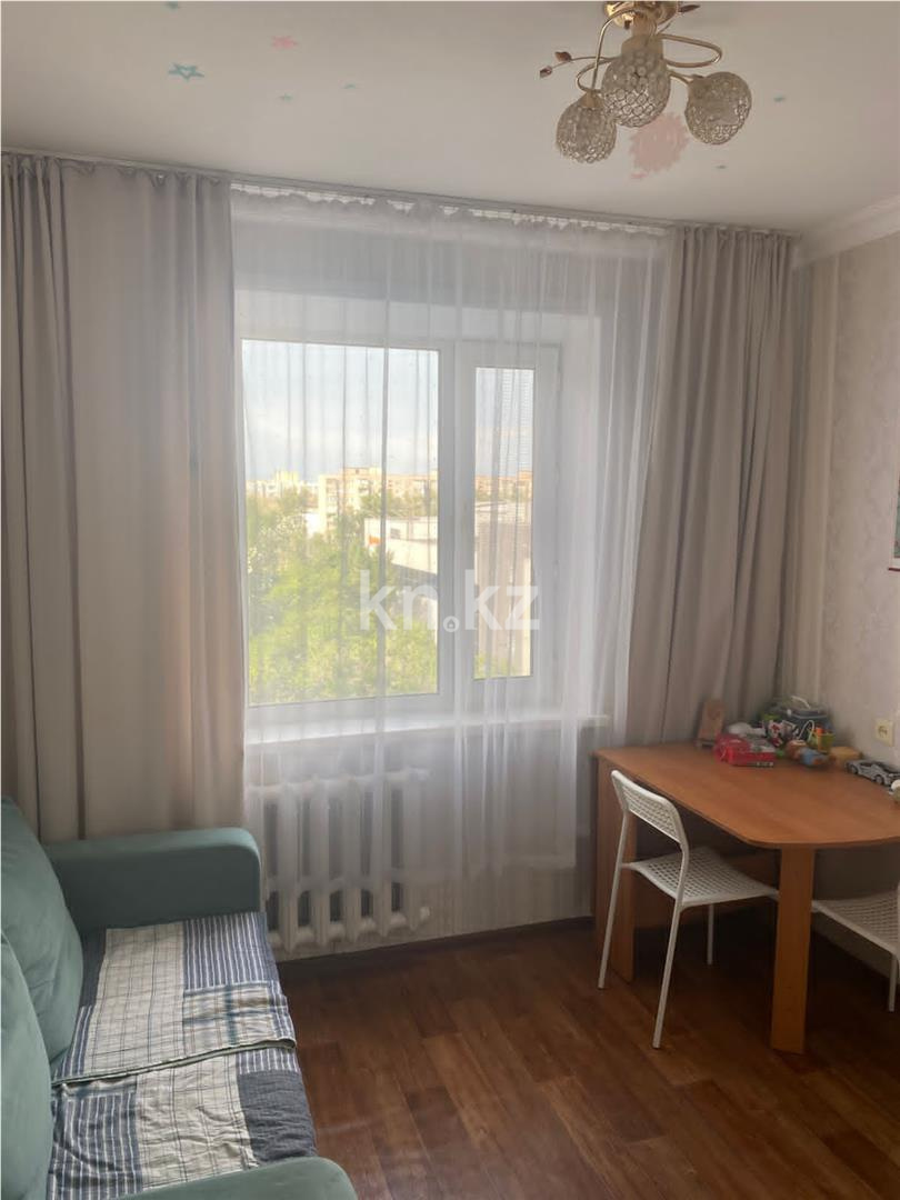 Продажа 3-комнатной квартиры, 64 м², пр. Шахтеров в Караганде - фото 2