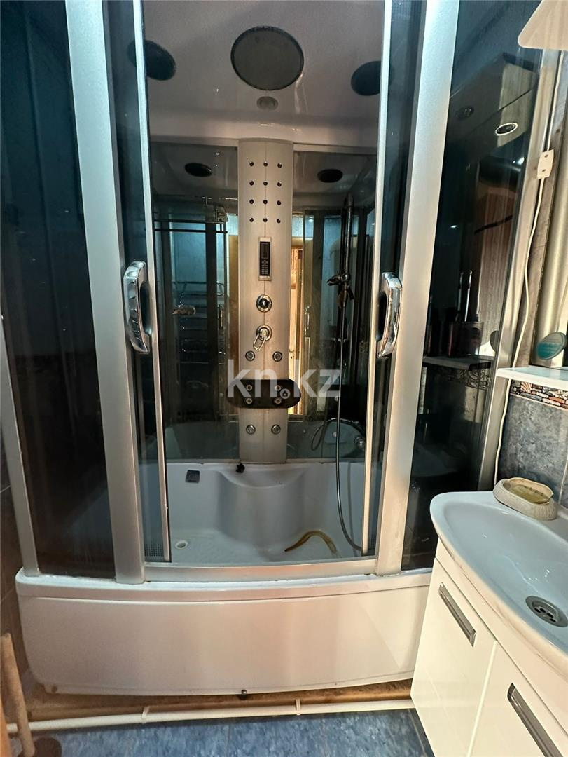 Продажа 2-комнатной квартиры, 54 м², мкр-н Степной-4, дом  14 в Караганде - фото 7