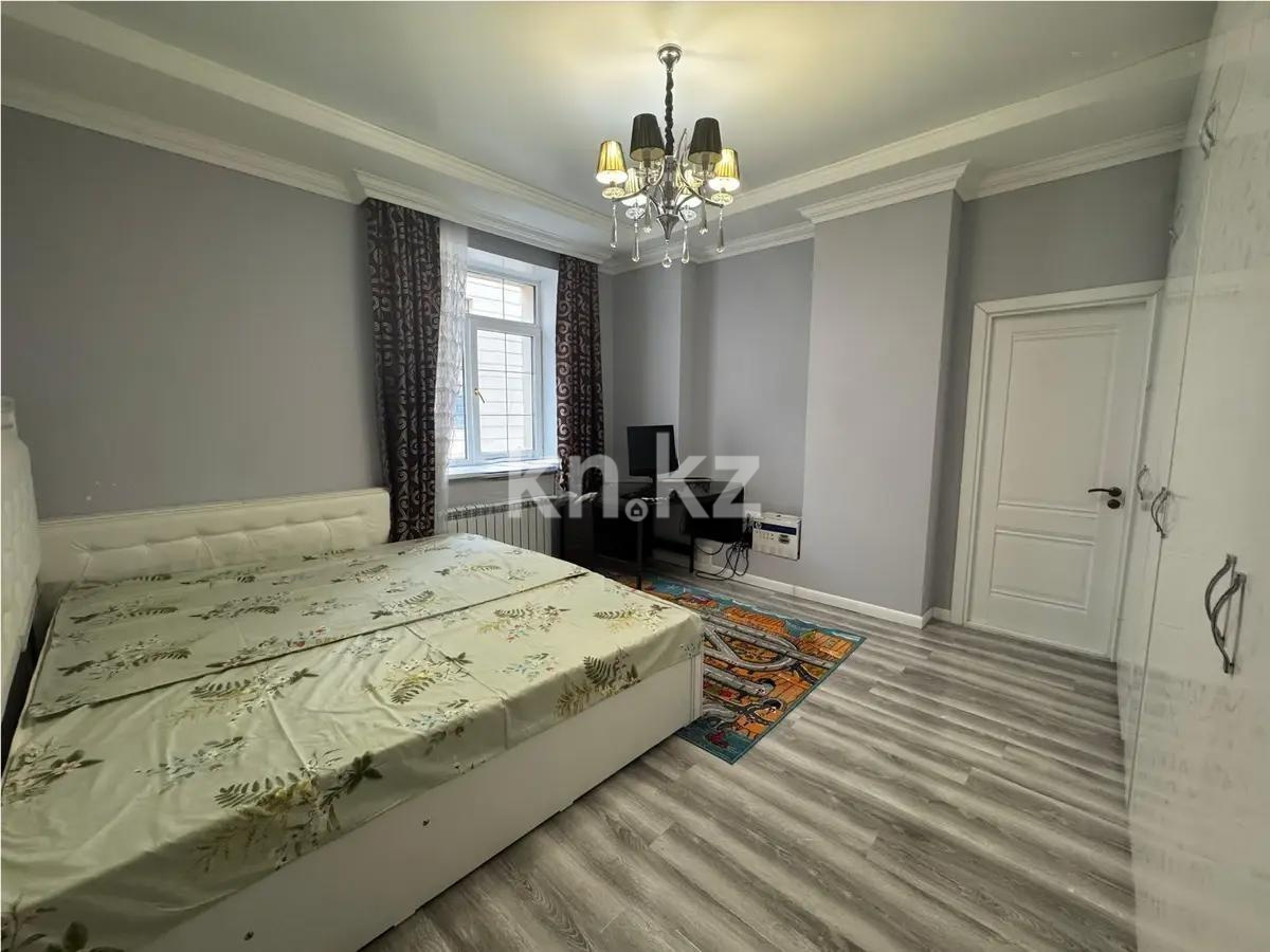 Продажа 3-комнатной квартиры, 100 м², ул. Сауран, дом  18 в Астане - фото 2