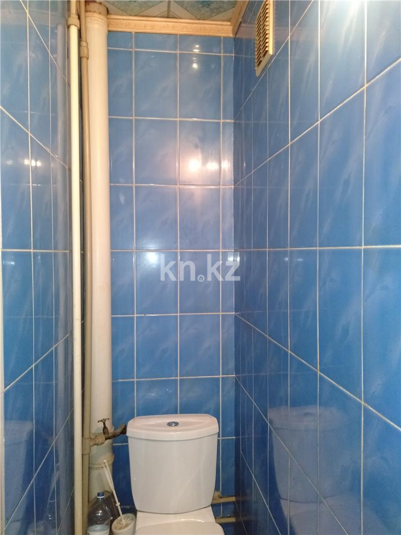 Продажа 4-комнатной квартиры, 61 м², ул. 6-й мик-н в Темиртау - фото 9