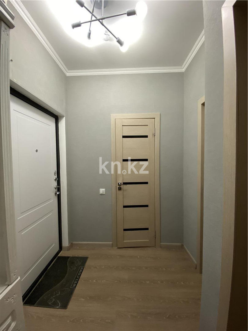 Продажа 1-комнатной квартиры, 36 м², ул. Бектурова в Астане - фото 12