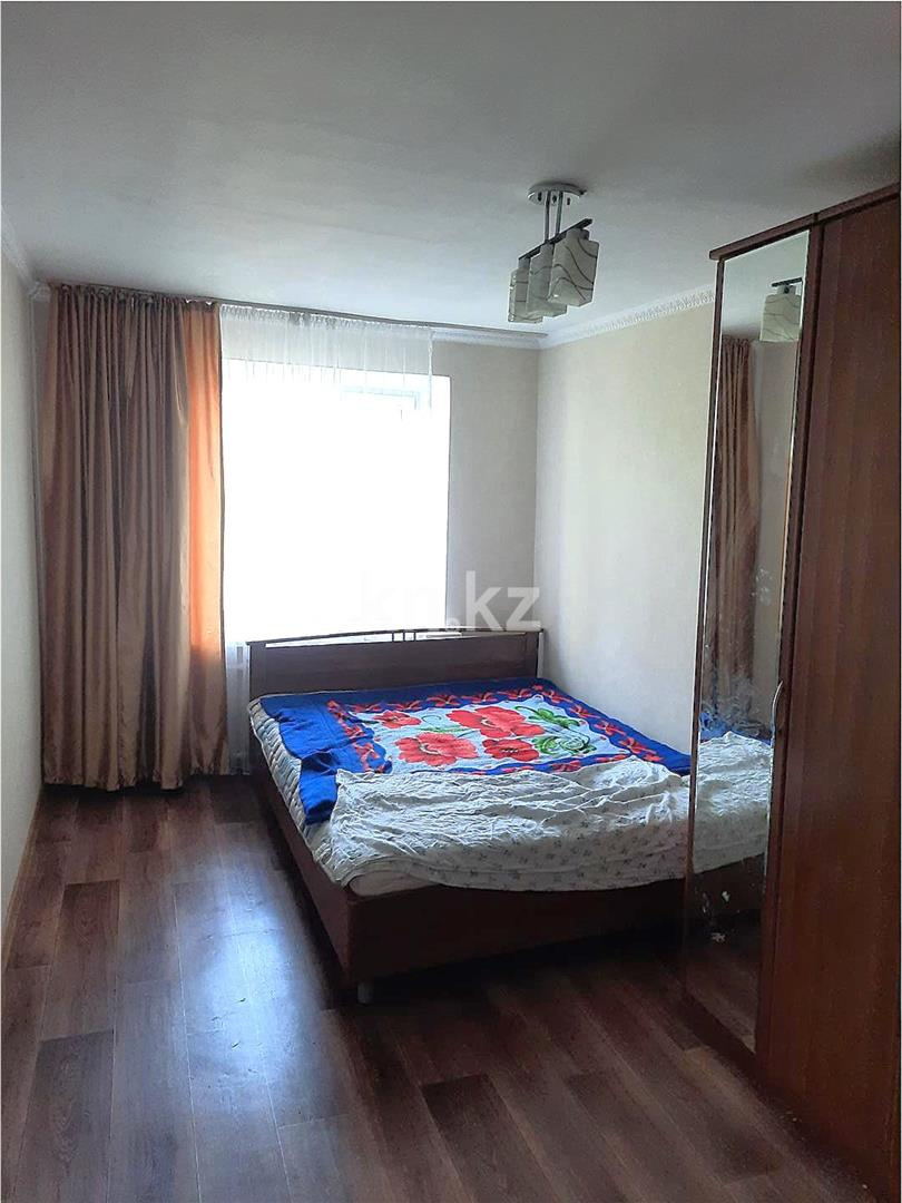 Продажа 3-комнатной квартиры, 76 м², ул. Муканова в Караганде - фото 4