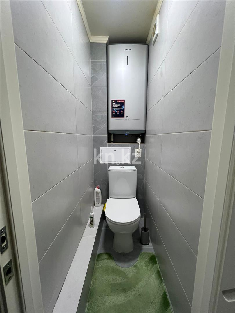 Продажа 3-комнатной квартиры, 62 м², ул. Ермекова в Караганде - фото 12