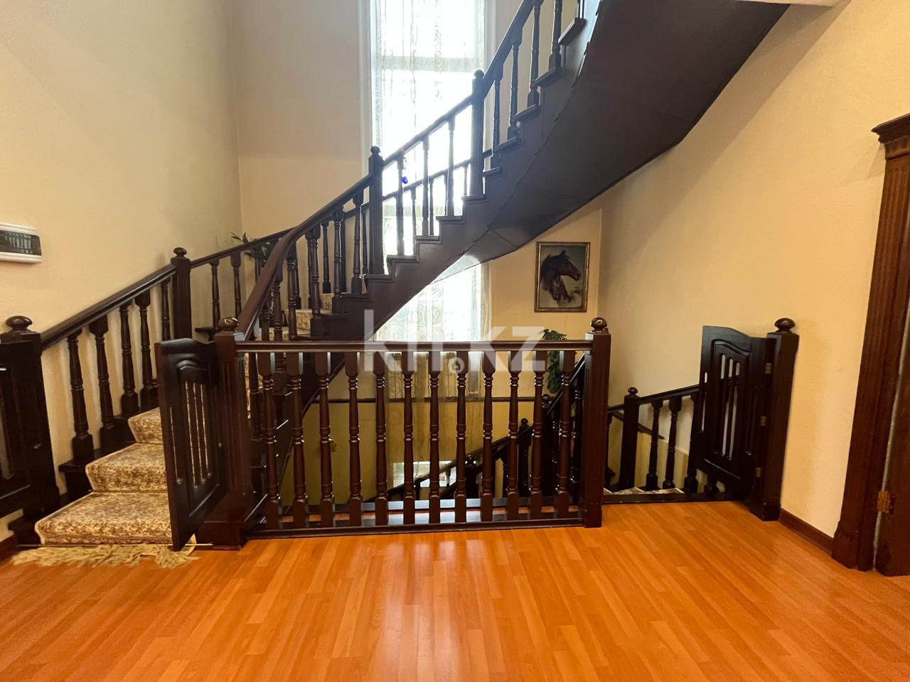 Продажа 7-комнатного дома, 470 м², ул. Университетская в Караганде - фото 9