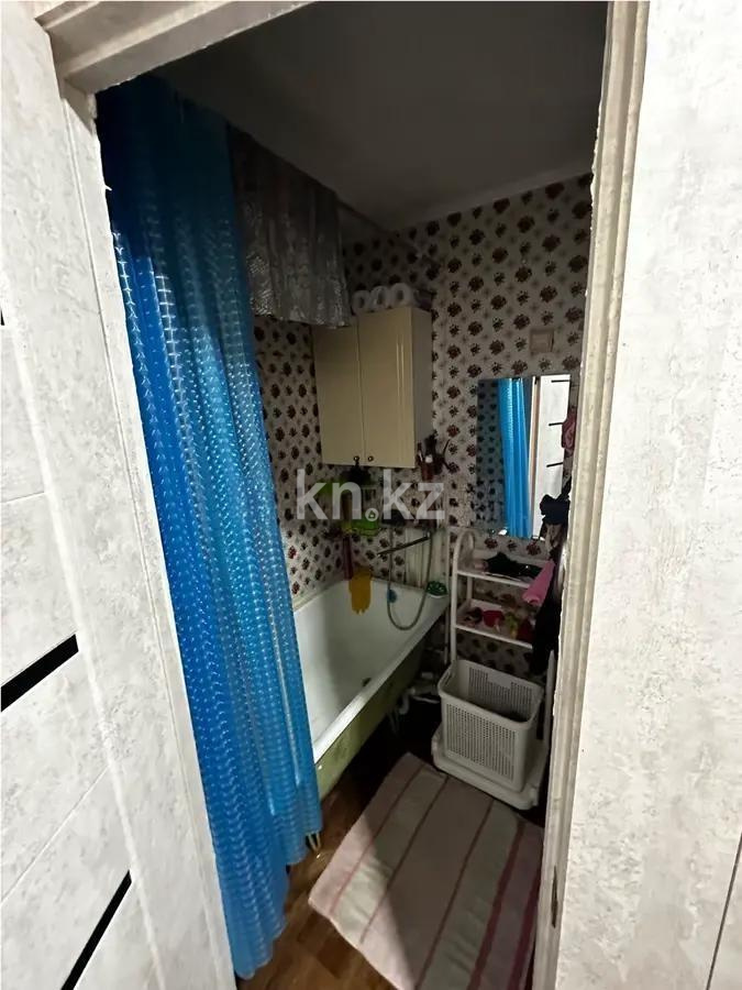 Продажа 1-комнатной квартиры, 33 м², мкр-н 11а, дом  5 в Караганде - фото 4