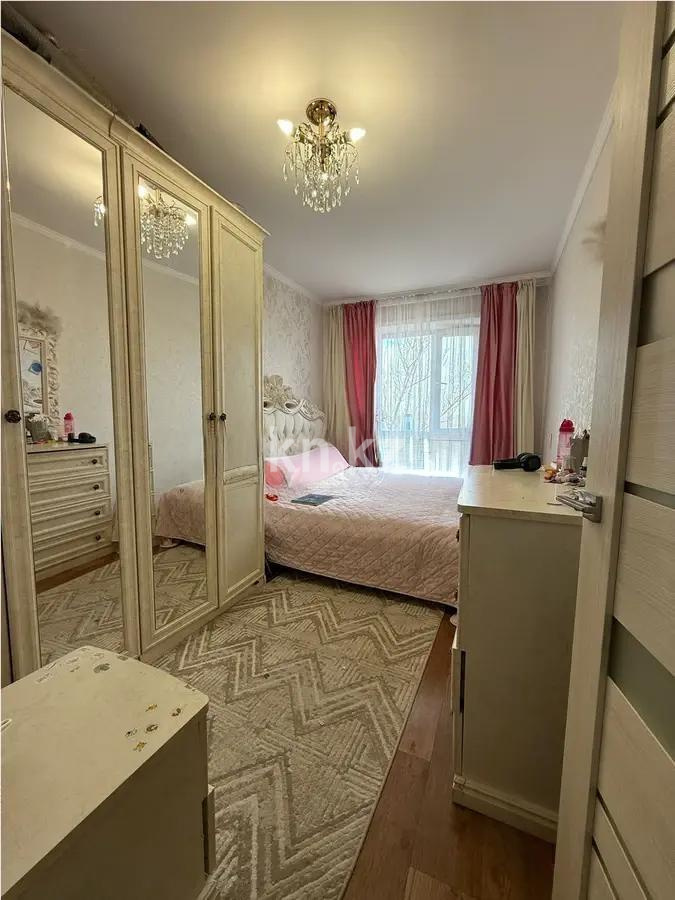 Продажа 2-комнатной квартиры, 46 м², мкр-н 18, дом  18 в Караганде - фото 2
