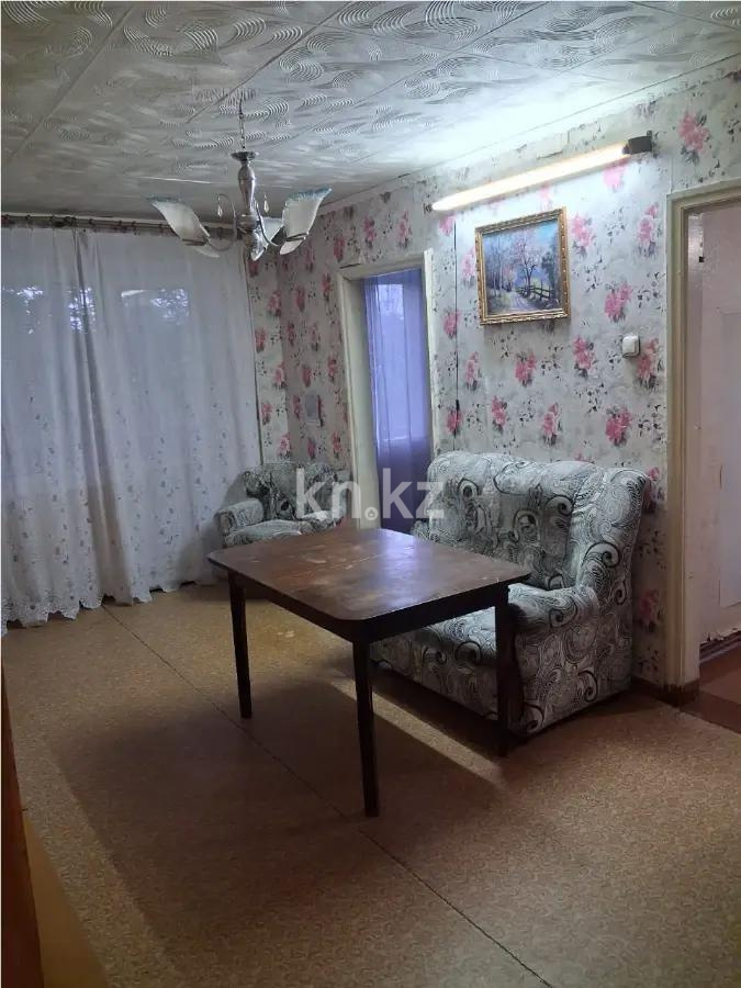 Продажа 4-комнатной квартиры, 61 м², мкр-н 17, дом  57 в Караганде