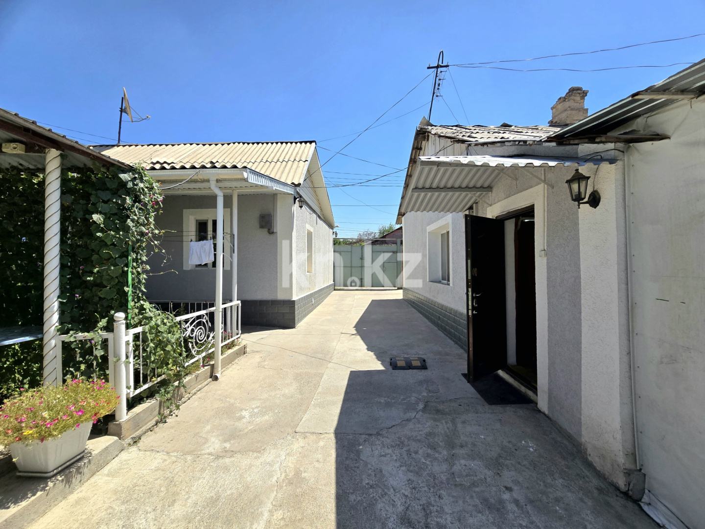 Продажа 8-комнатного дома, 160 м², ул. Акпан батыра, дом  141 в Шымкенте