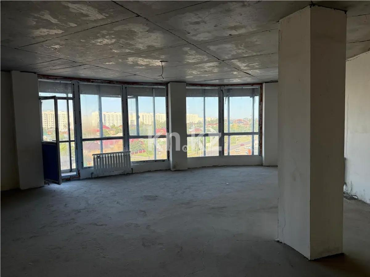 Продажа 4-комнатной квартиры, 176 м², ул. Тулебаева, дом  5 в Астане