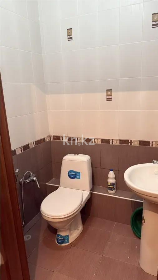 Продажа 2-комнатной квартиры, 71 м², ул. Торайгырова, дом  19а в Алматы - фото 5