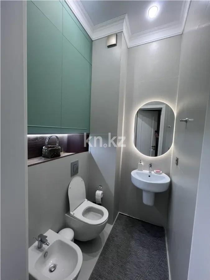 Продажа 3-комнатной квартиры, 102.5 м², ул. Аманжолова, дом  22а в Астане - фото 6