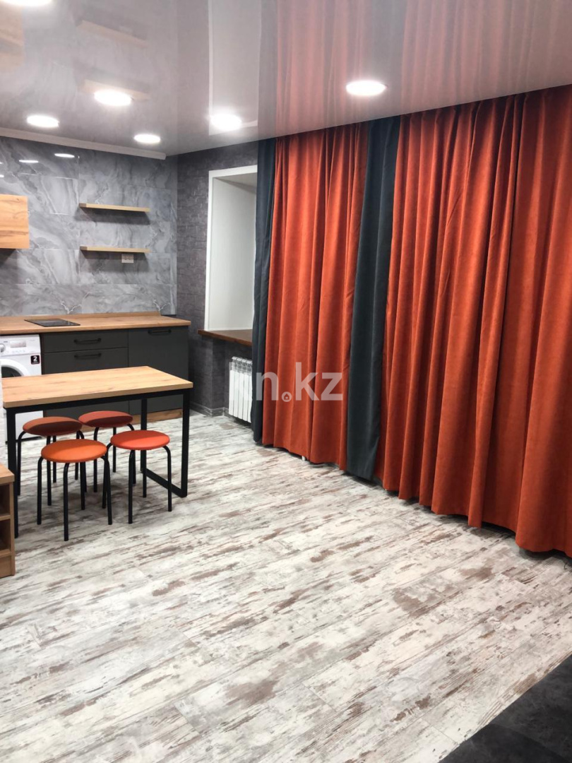 Аренда 3-комнатной квартиры посуточно, 77 м², ул. Набережная Славского, дом  48 в Усть-Каменогорске - фото 19