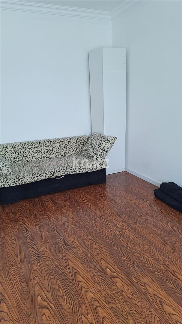 Продажа 1-комнатной квартиры, 37 м², ул. Айтматова в Астане