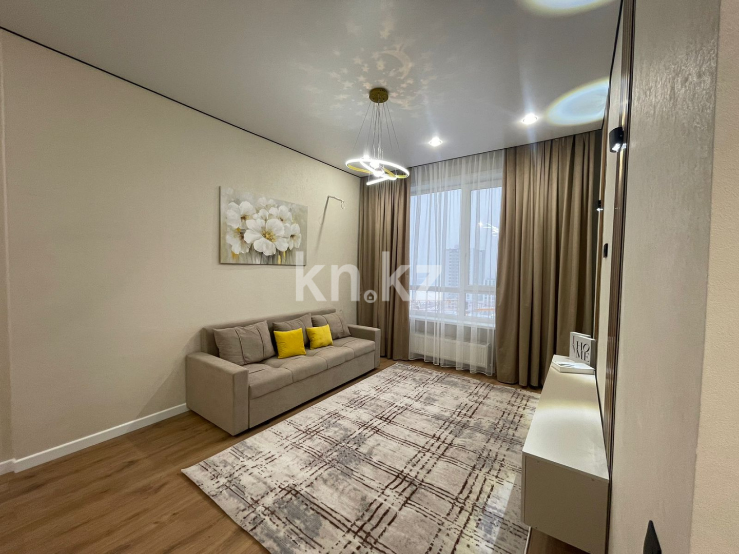 Продажа 2-комнатной квартиры, 43 м², ул. Е-882, дом  15Б в Астане