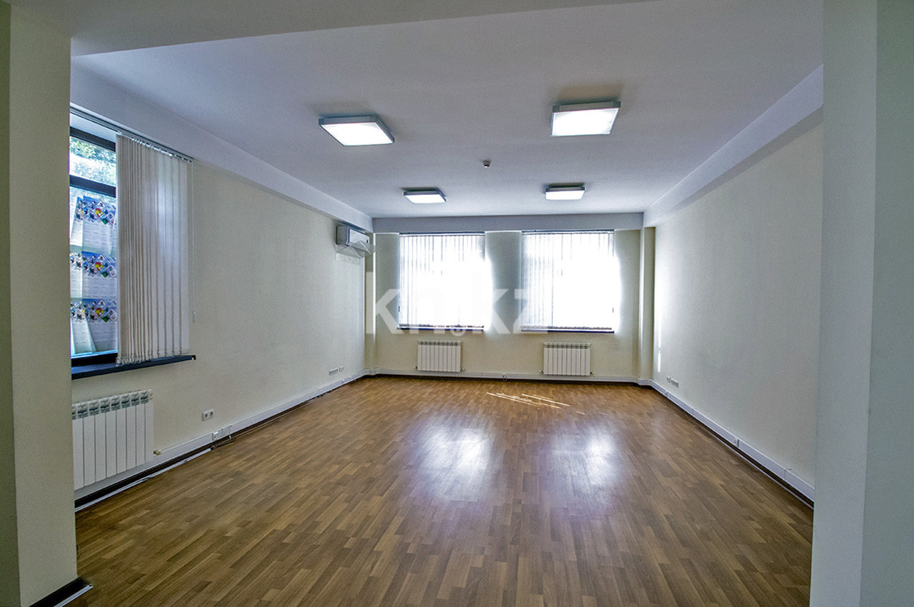 Аренда , 1700 м², ул. Береговая в Алматы - фото 5