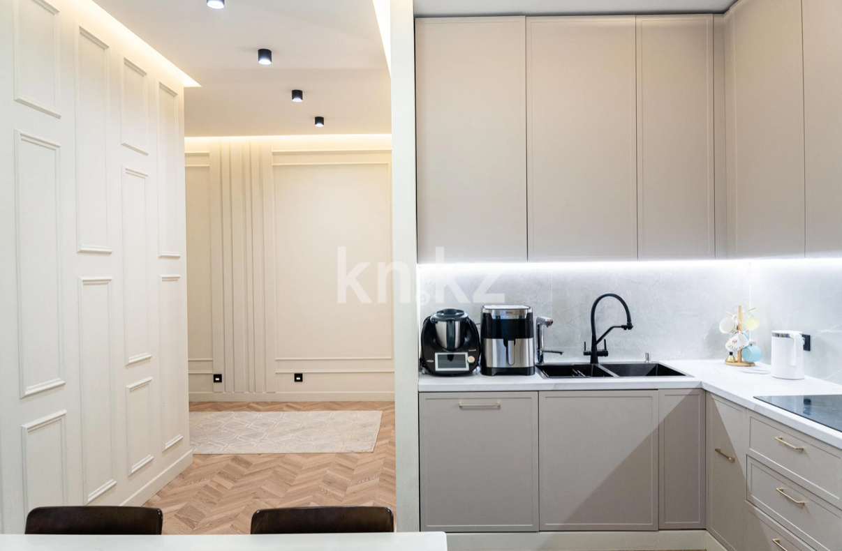 Продажа 4-комнатной квартиры, 140 м² в Астане - фото 2