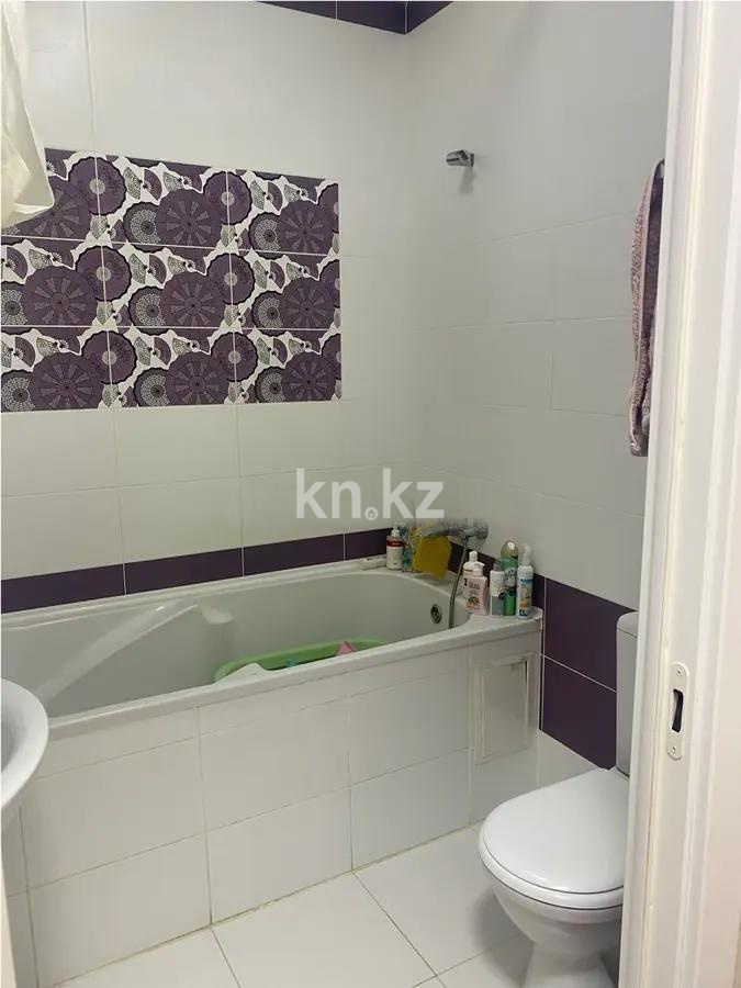 Продажа 2-комнатной квартиры, 65 м², ул. Аманжолова, дом  26/1 в Астане - фото 4