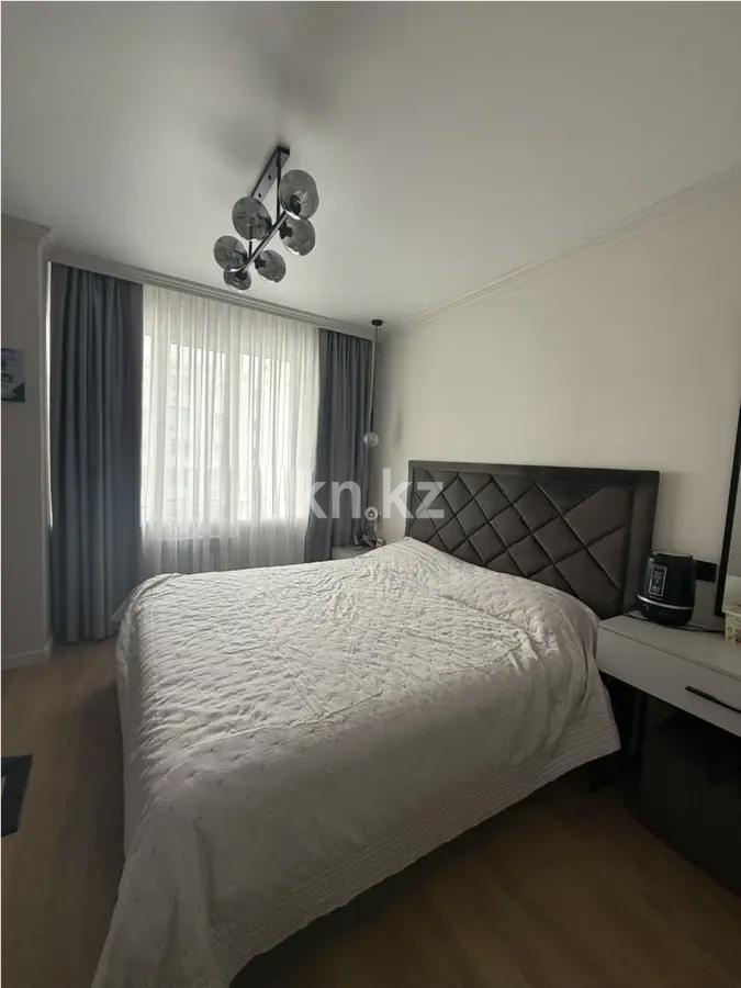 Продажа 4-комнатной квартиры, 74 м², ул. Макатаева, дом  131/6 в Алматы - фото 3