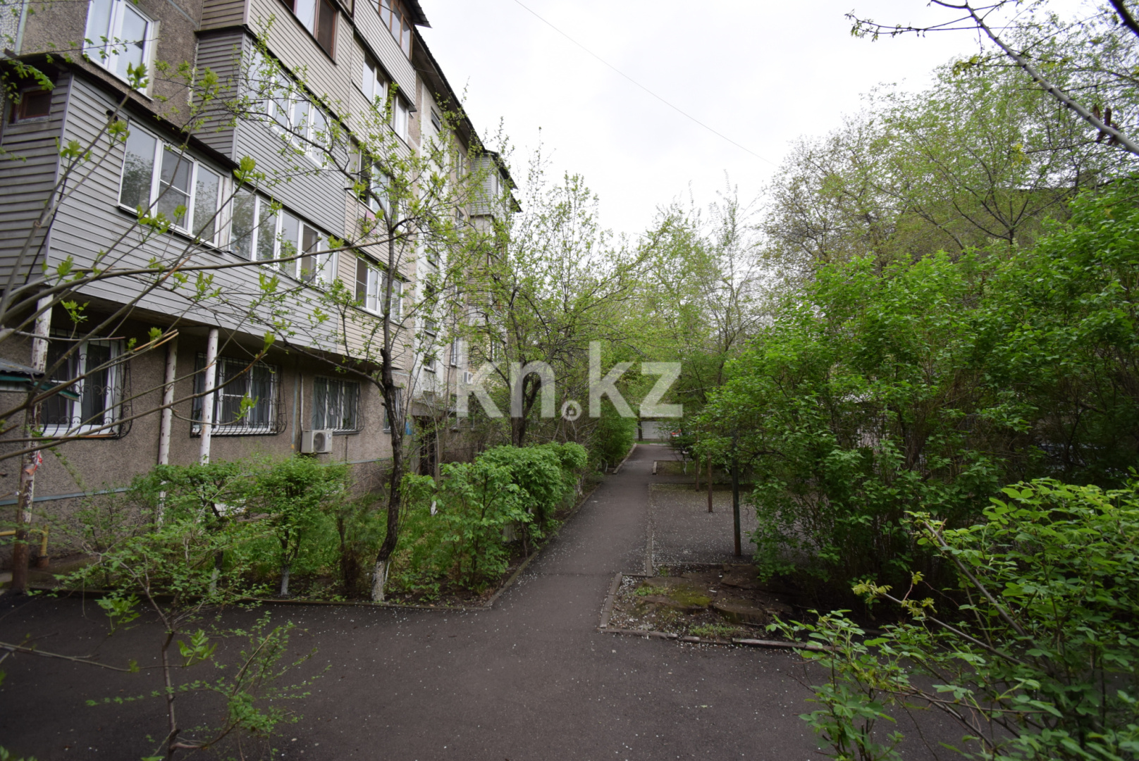 Продажа 2-комнатной квартиры, 43.2 м² в Алматы - фото 17