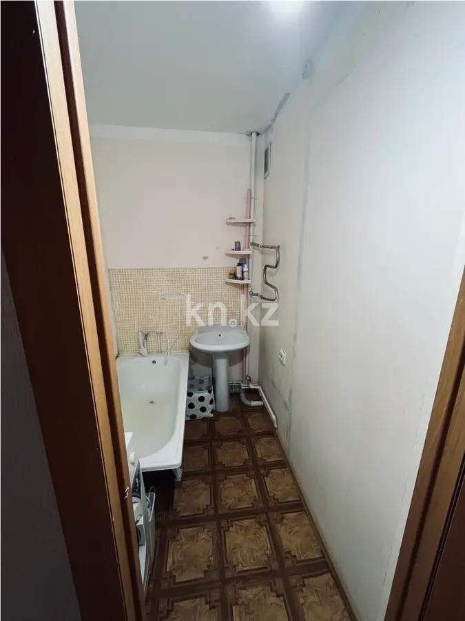Продажа 1-комнатной квартиры, 57 м², пр. Республики, дом  1/3 в Караганде - фото 4