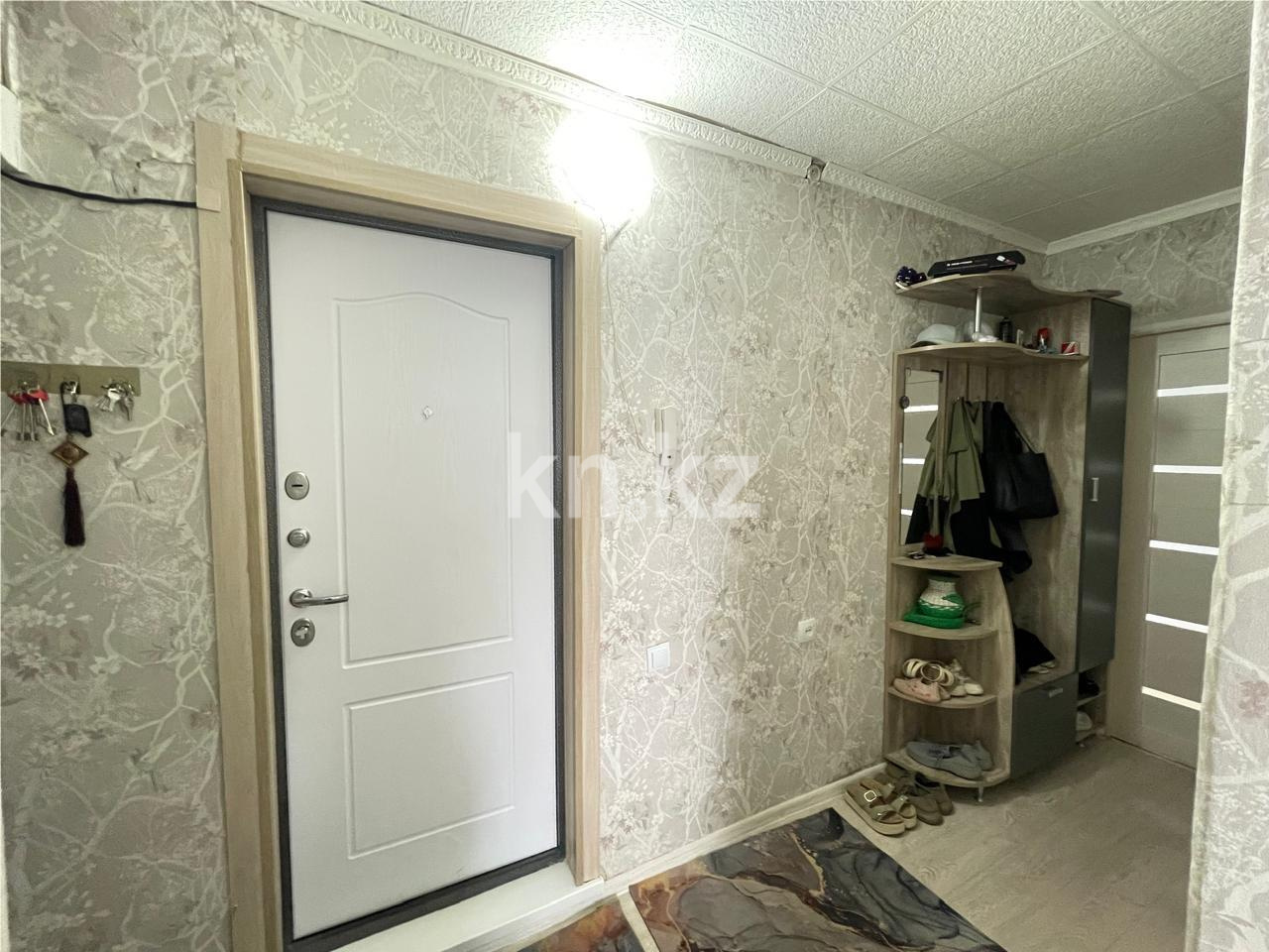 Продажа 4-комнатной квартиры, 60 м², 1А мкр. в Сарани - фото 13