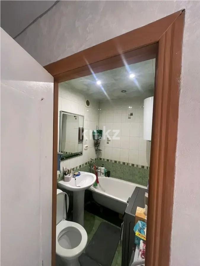Продажа 1-комнатной квартиры, 31 м², 18 мкр., дом  7 в Караганде - фото 3