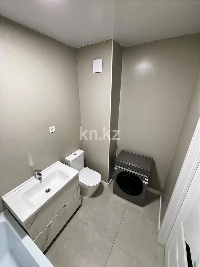 Продажа 1-комнатной квартиры, 40.2 м² в Алматы - фото 3