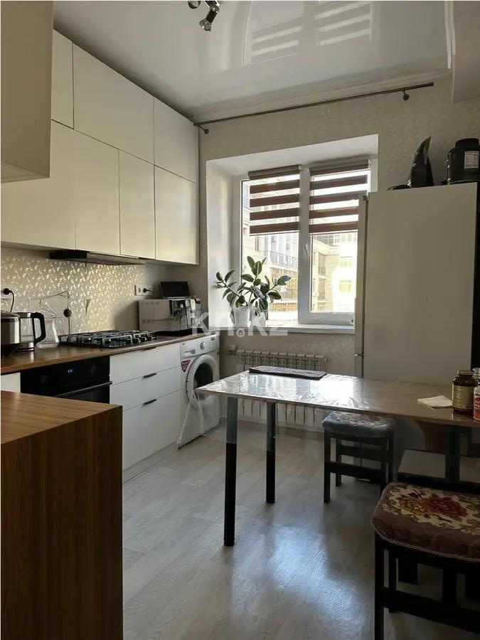 Продажа 2-комнатной квартиры, 35 м², ул. Шашкина, дом  30 в Алматы - фото 3