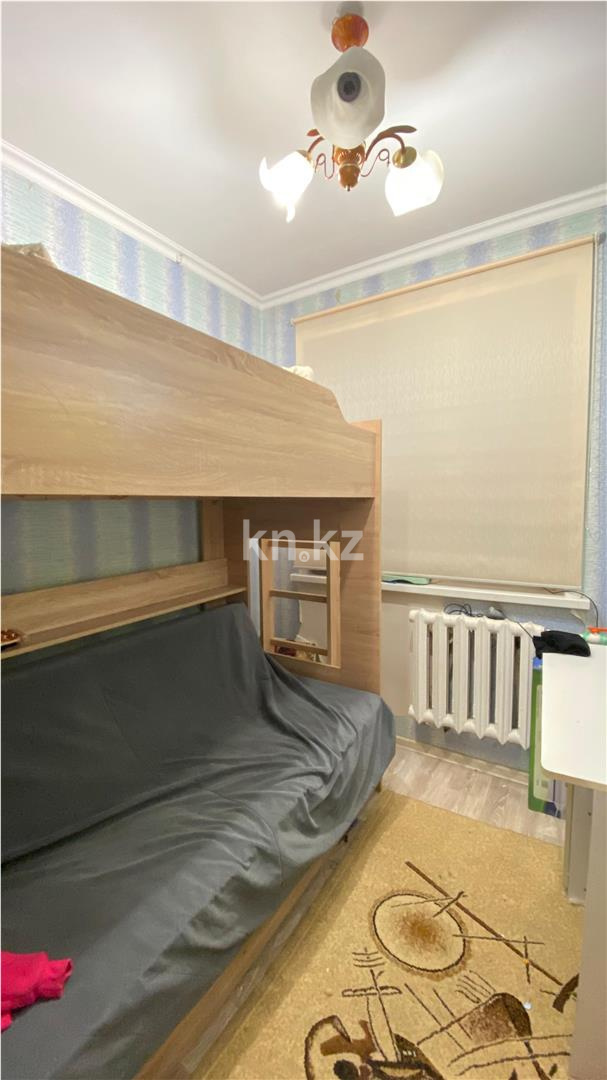 Продажа 3-комнатной квартиры, 61 м², ул. Муканова в Караганде - фото 3