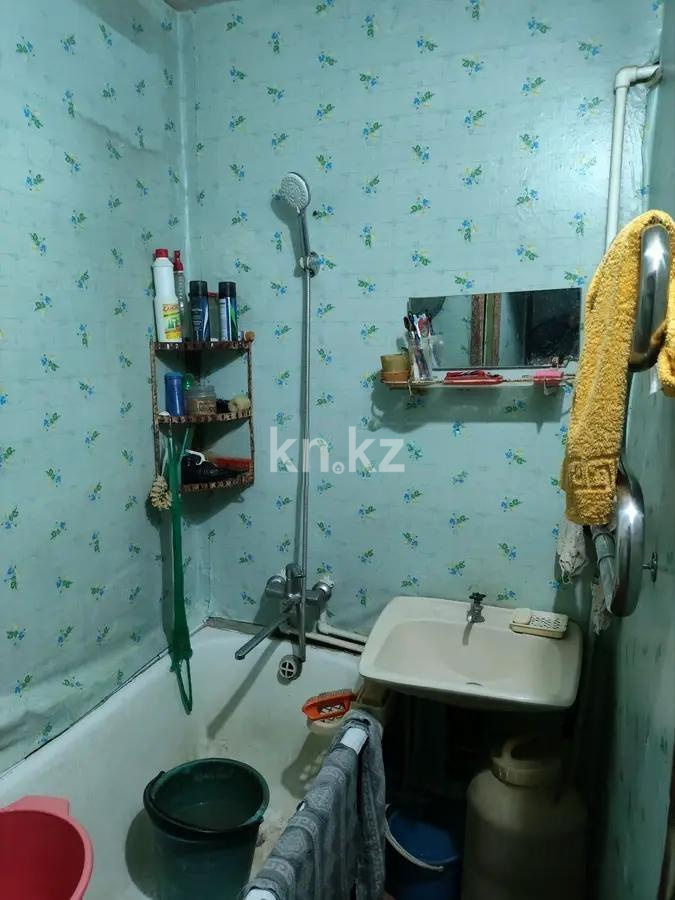 Продажа 4-комнатной квартиры, 61 м², мкр-н 16 в Караганде - фото 6