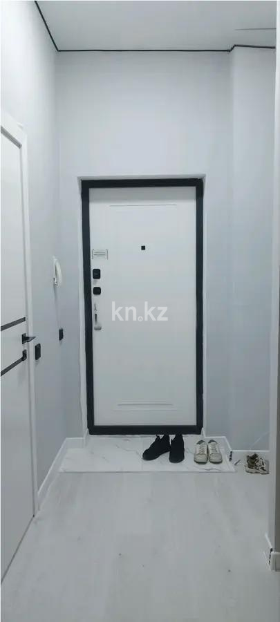 Продажа 1-комнатной квартиры, 40 м², пр. Кошкарбаева, дом  13 в Астане - фото 3