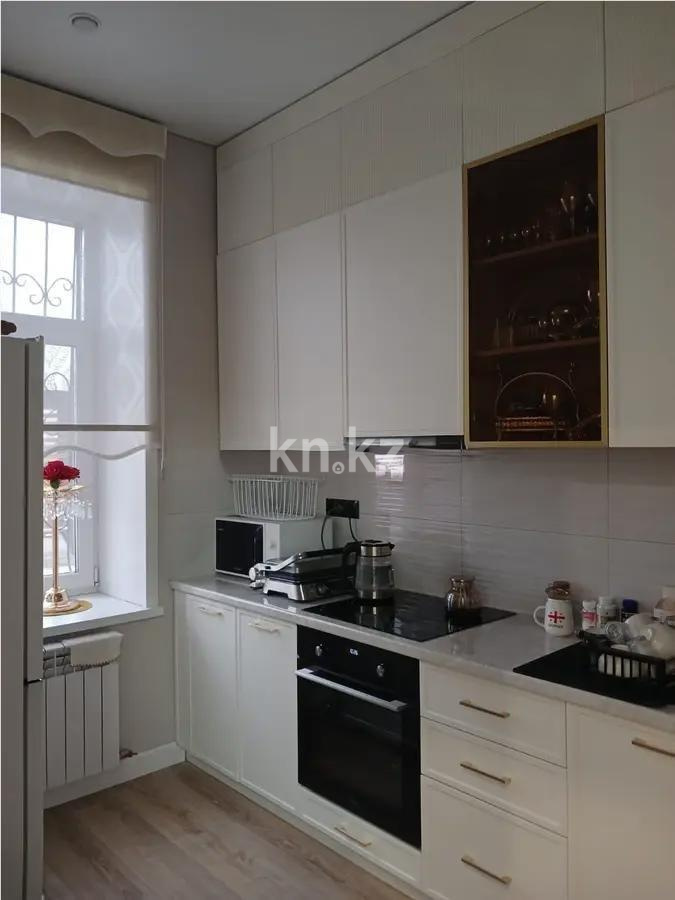 Продажа 3-комнатной квартиры, 88 м², 067 учетный квартал, дом  456/5 в Караганде - фото 3