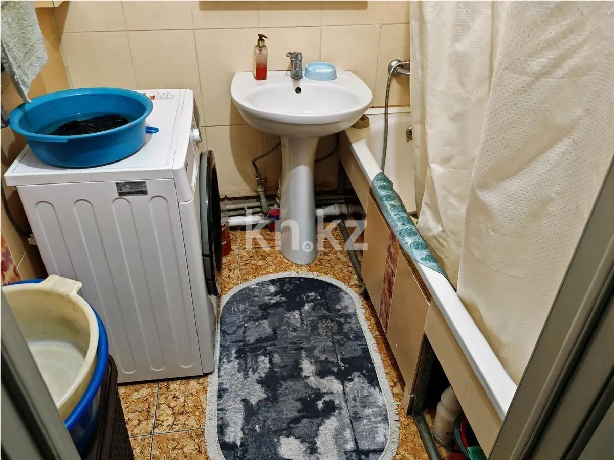 Продажа 3-комнатной квартиры, 75.9 м², пр. Райымбека, дом  153 в Алматы - фото 2