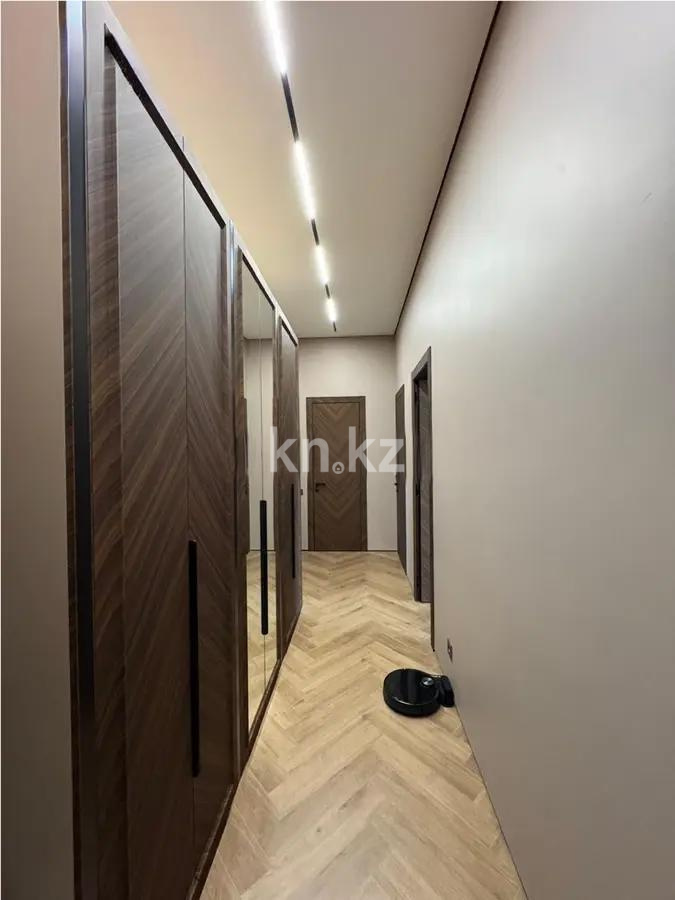Продажа 3-комнатной квартиры, 81 м², ул. Аманжолова, дом  20 в Астане - фото 7