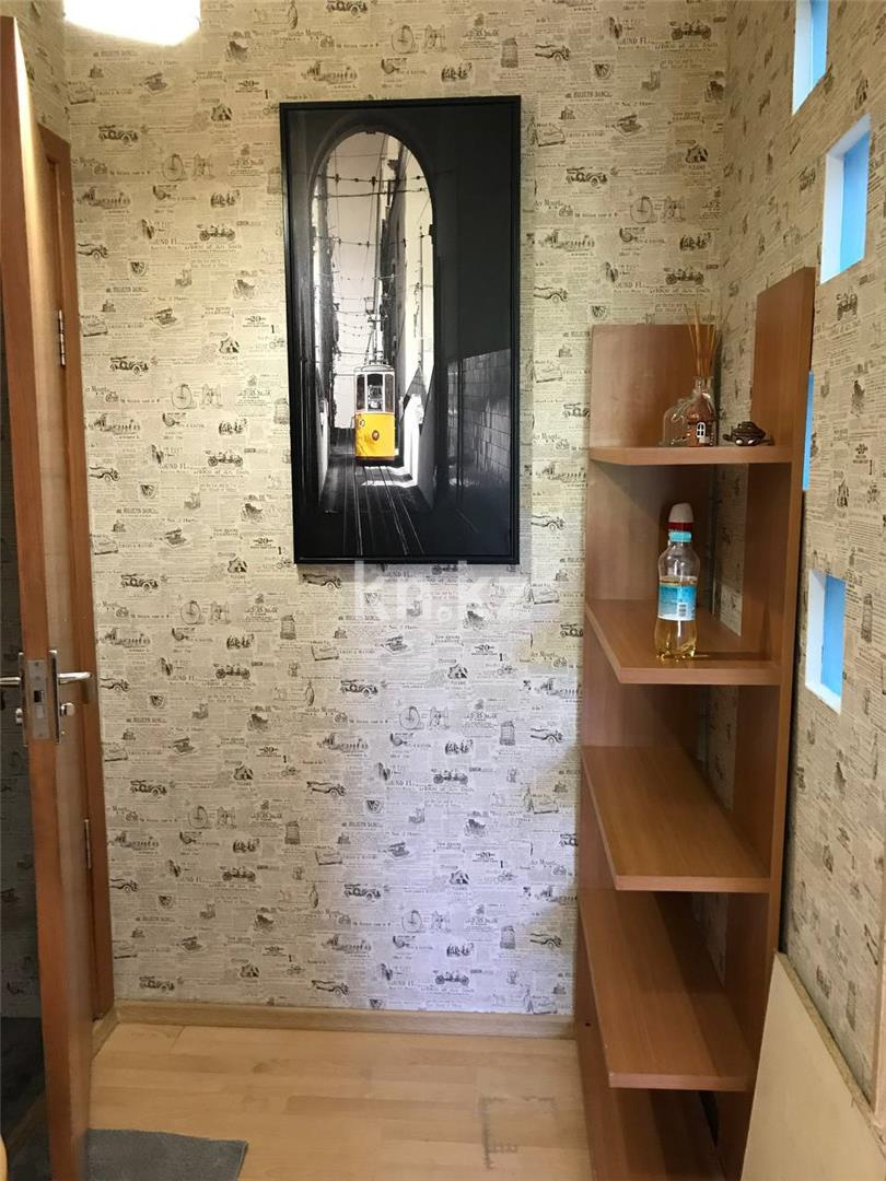 Продажа 2-комнатной квартиры, 57 м², ул. Аханова (Театральная), дом  54 в Караганде - фото 11