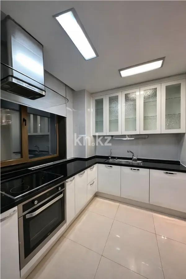 Продажа 4-комнатной квартиры, 147 м², пр. Кошкарбаева, дом  10 в Астане - фото 4