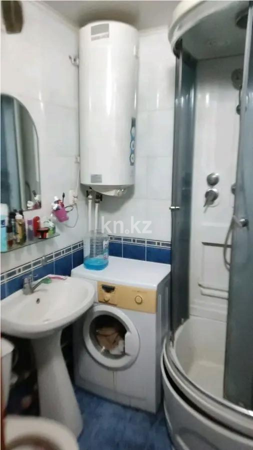 Продажа 2-комнатной квартиры, 45 м², 11 кв-л, дом  13 в Караганде - фото 3