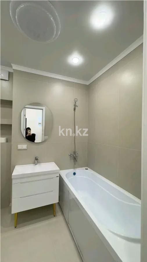 Продажа 2-комнатной квартиры, 55.7 м² в Алматы - фото 4